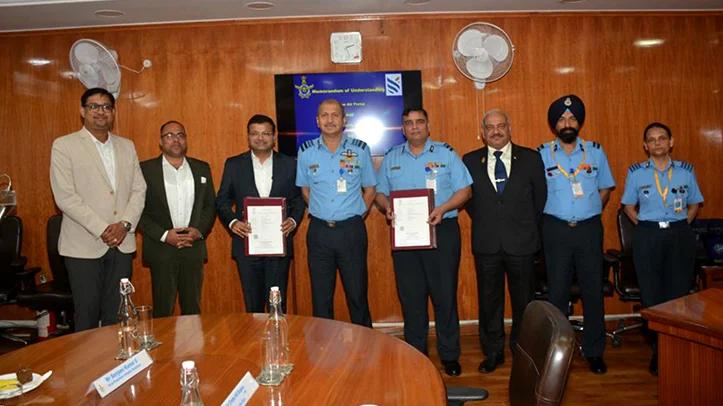 MoU with IAF